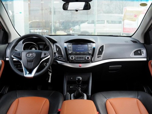 JAC S5 Eagle Interior