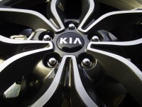 kia-cerato-koup-wheel