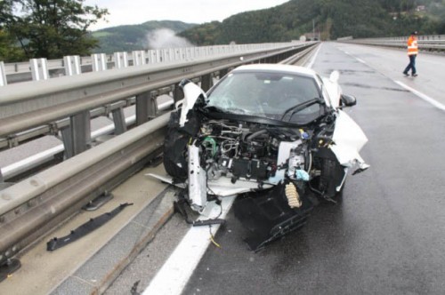 mclaren-650s-crashed