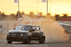 nissan Juke-R street race