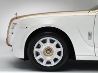 Rolls-Royce Ghost Golden Sunbird