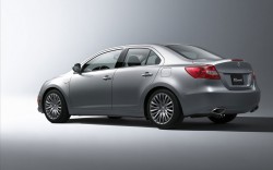 suzuki kizashi 2012