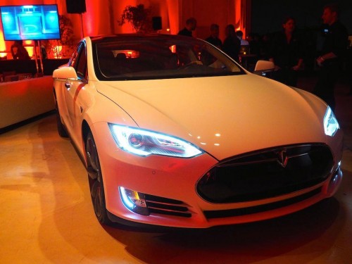 2014 Tesla Model S P85