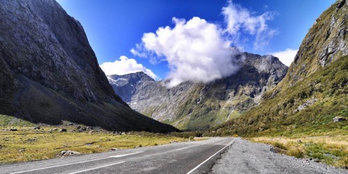 Milford Road in New Zealand