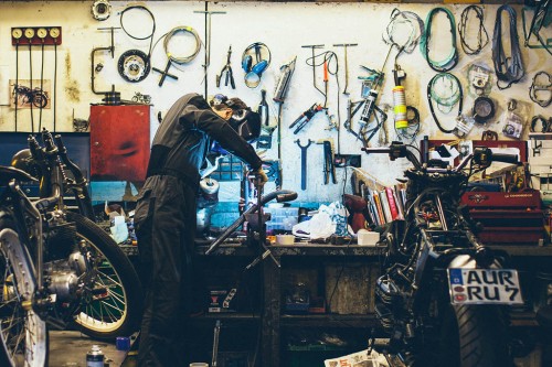 untitled-motorcycles-workshop