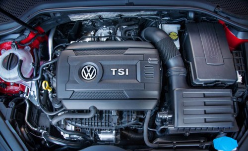 volkswagen-golf-engine