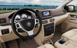 volkswagen routan 2012