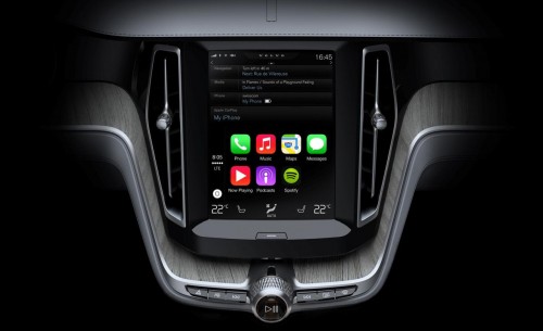 Volvo CarPlay Infotainment display