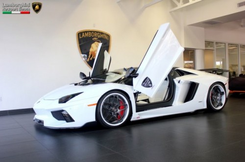 Lamborghini aventador Bianco Isis