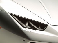 02-Lamborghini-Huracan-Headlight
