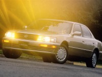 1989 Lexus LS400