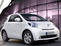 toyota iq