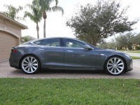 Tesla Model S P85D