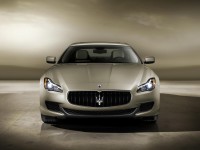 2013 Maserati Quattroporte front