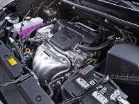 2013-Toyota-RAV4-Limited-engine-2