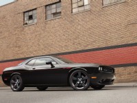 2013-dodge-challenger-side-profile