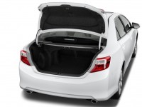 2013-toyota-camry-4-door-sedan-i4-auto-xle-natl-trunk
