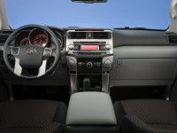 2013 toyota 4runner interior