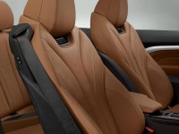 2014-BMW-4-Series-Convertible-seat