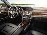 Mercedes-Benz E-CLASS Interior