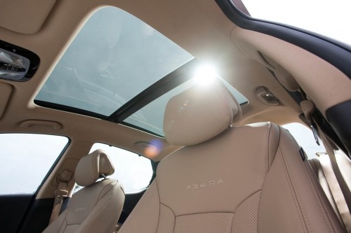 2014 Hyundai Azera Interior