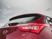 2014-Hyundai-Elantra-GT-taillight