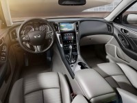 2014 Infiniti Q50 interior