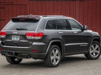 2014-Jeep-Grand-Cherokee-V8-Overland-rear