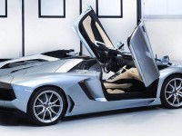 2014 Lamborghini Aventador Roadster LP700-4