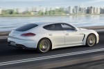 Porsche Panamera 4S 2014