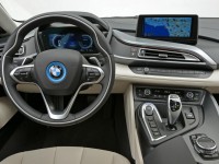 2014-bmw-i8