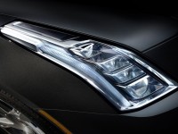 2014-cadillac-elr-headlight