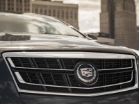 2014-cadillac-xts-vsport-grill-and-badge