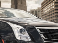 cadillac-xts-vsport-headlight