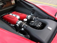 Ferrari 458 Italia engine