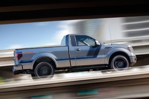 2014-ford-f-150-tremor-passengers-side-view-in-motion