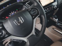 2014-honda-civic-sedan-steering-wheel