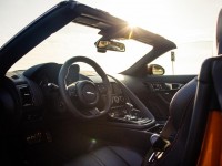 2014 Jaguar F-Type V8 Roadster Interior
