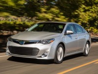 2014-toyota-avalon-hybrid-limited