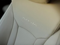 2015 Hyundai Azera Interior