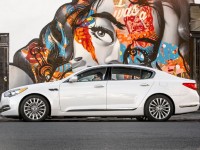 2015-Kia-K900-side