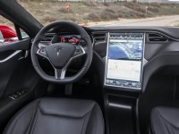 2015 Tesla Model S P85D Interior