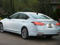 2015-hyundai-genesis-38-htrac-sedan-rear