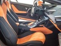 2015 Lamborghini Huracan LP610-4 Interior