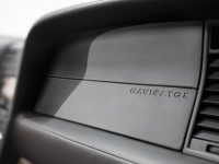 2015-lincoln-navigator-dashboard-badge