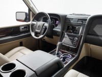 Lincoln Navigator Interior