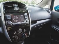 2015 Nissan Versa Note SR Interior