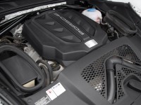 2015 Porsche Macan S engine