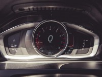 2015-volvo-v60-instrument-cluster