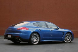 2015 Porsche Panamera S